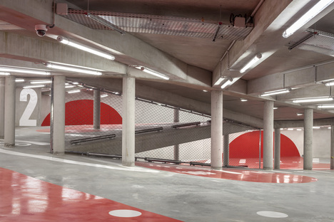 Anonyme designs a green car park in Paris